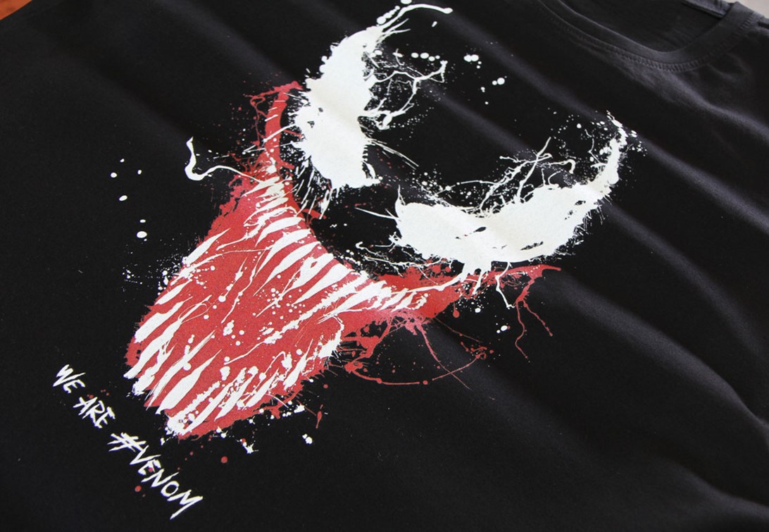 Koszulka z nadrukiem We Are Venom