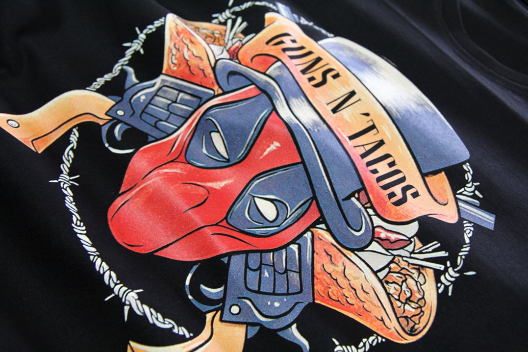 Koszulka z nadrukiem Guns N' Tacos